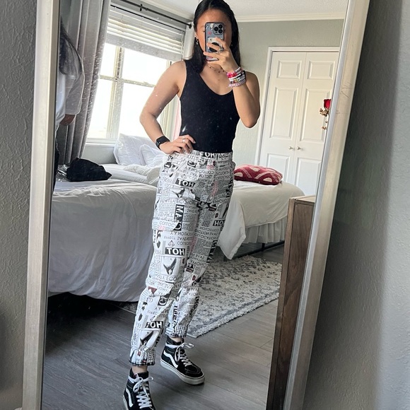 V.I.P. Graphic Pants - Picture 7 of 7